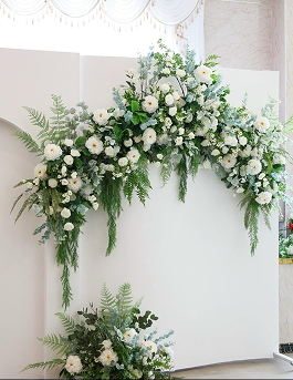 Lễ cưới được lấy cảm hứng từ  concept  Minimal Garden Wedding