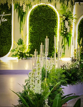Lễ cưới được lấy cảm hứng từ concept Elegant White Symphony Wedding